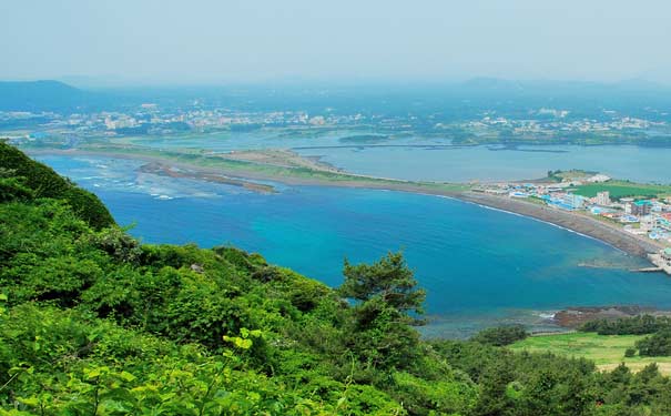 持美国旅游签证能去韩国旅游