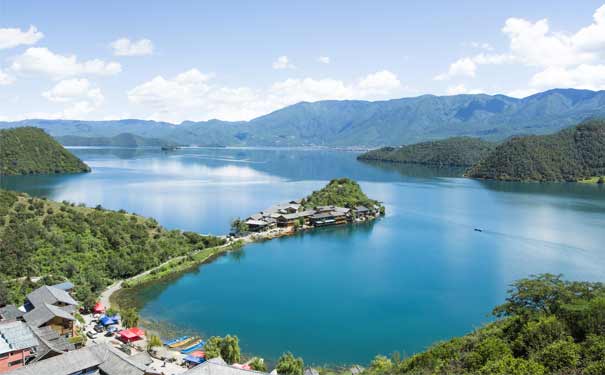 泸沽湖旅游