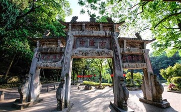 襄阳古隆中景区-重庆中国青年旅行社