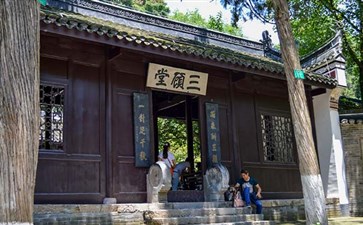 襄阳古隆中景区-重庆中国青年旅行社