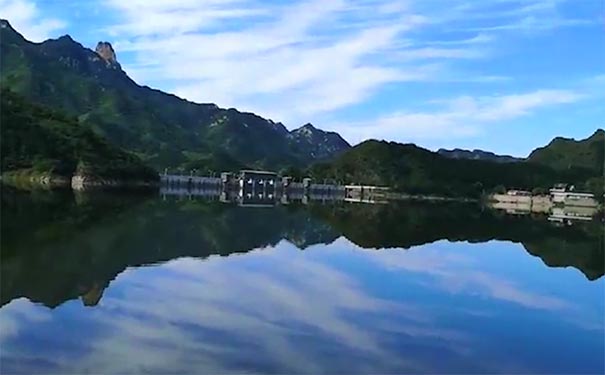 初夏6月北京旅游湖泊推荐：雾灵湖