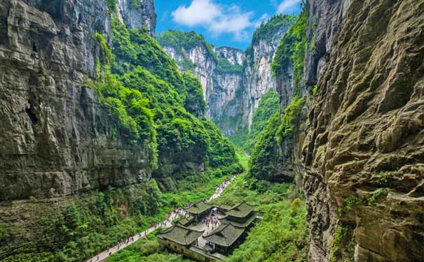 重庆特色玩法推荐：武隆天生三桥景区