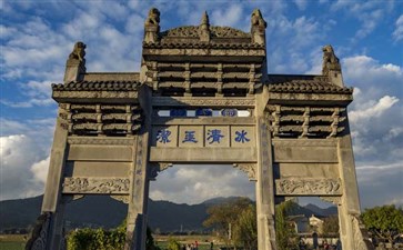 全景云南旅游：腾冲和顺古镇