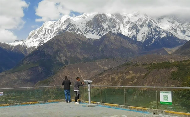 西藏林芝旅游：雅鲁藏布江大峡谷