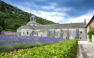 欧洲旅游：法国塞南克修道院