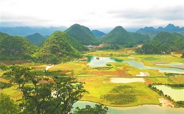 普者黑青龙山赏景