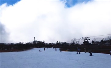 日本旅游：富士山YETI滑雪场