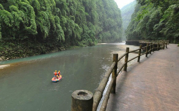 重庆到阿依河漂流(上段)、峡谷观光休闲二日游